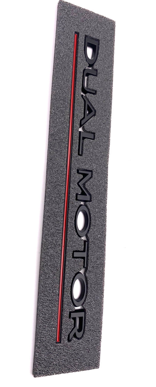 OEM SPEC Dual Motor Emblem (Black + Red Underline)